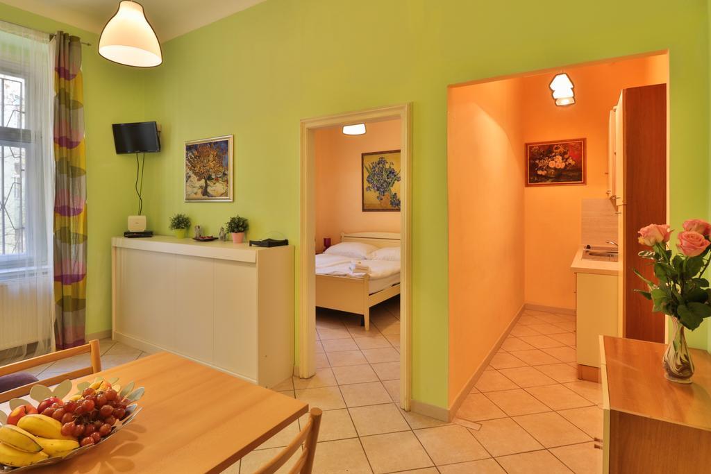 Apartment Na Kozacce 6 Praga Quarto foto