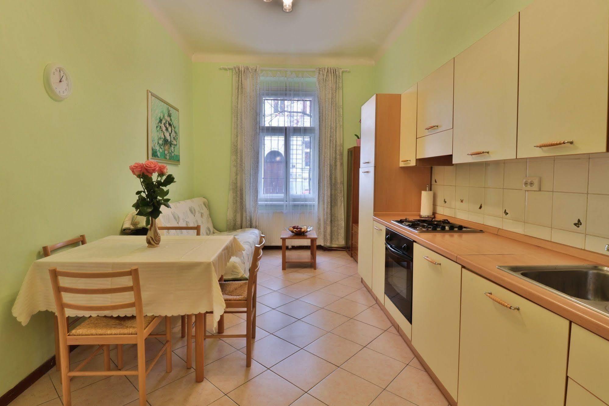 Apartment Na Kozacce 6 Praga Exterior foto